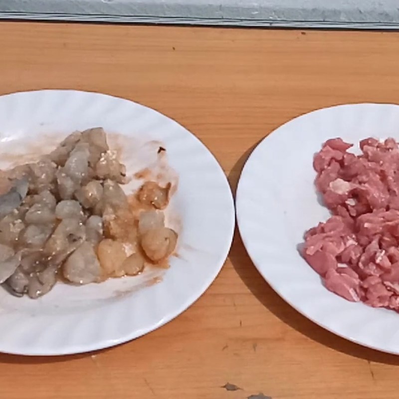 Step 1 Prepare Shrimp and Meat for Shrimp Meat Quail Egg Soup