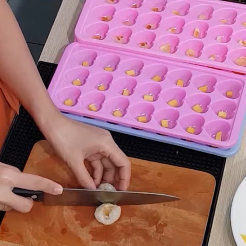 Step 1 Prepare fruits for Fruit Jelly in Milk Tea