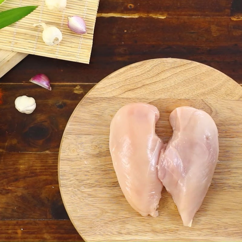 Step 1 Prepare the chicken breast for Chicken Bell Pepper Sandwich