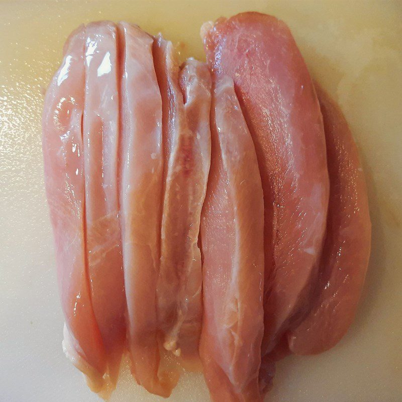 Step 1 Prepare chicken breast for shredded chicken