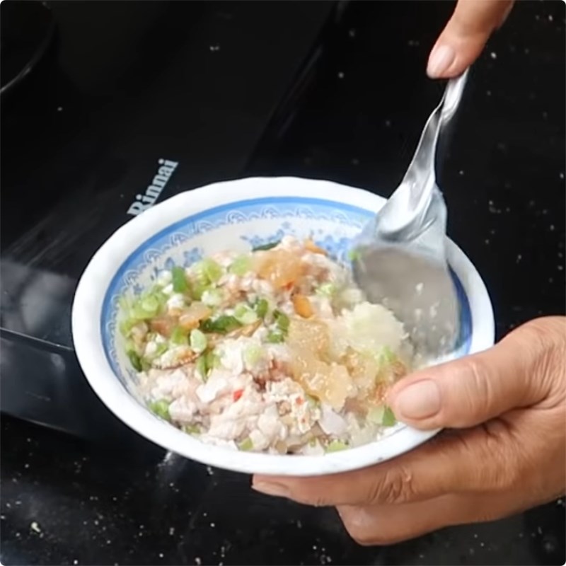 Step 2 Prepare, marinate, and stir-fry the pork belly Fish sauce with fried pork belly and eggs