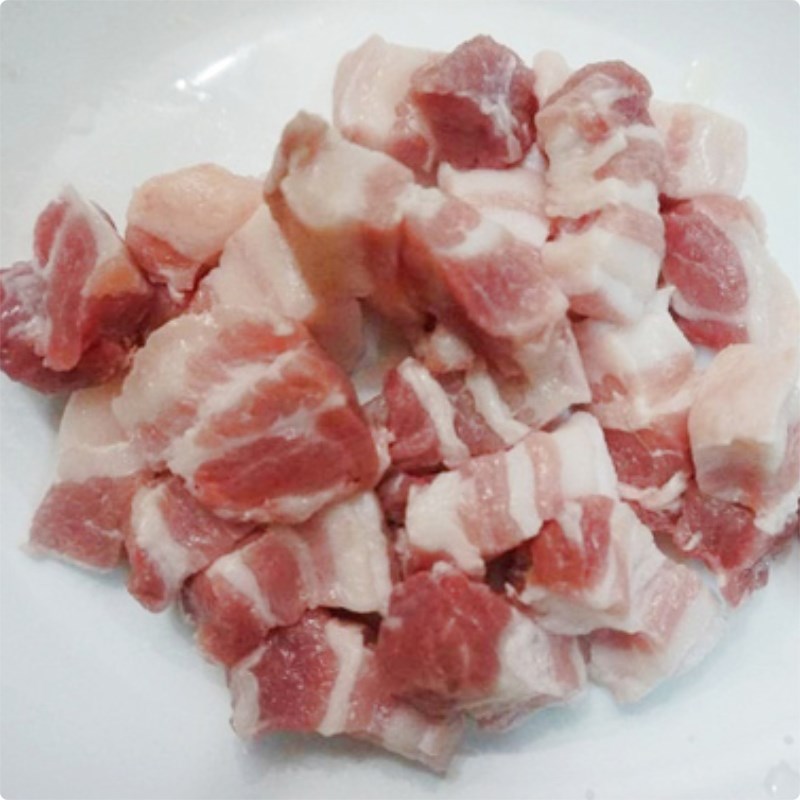 Step 2 Prepare, marinate, and stir-fry the pork belly Fish sauce with fried pork belly and eggs