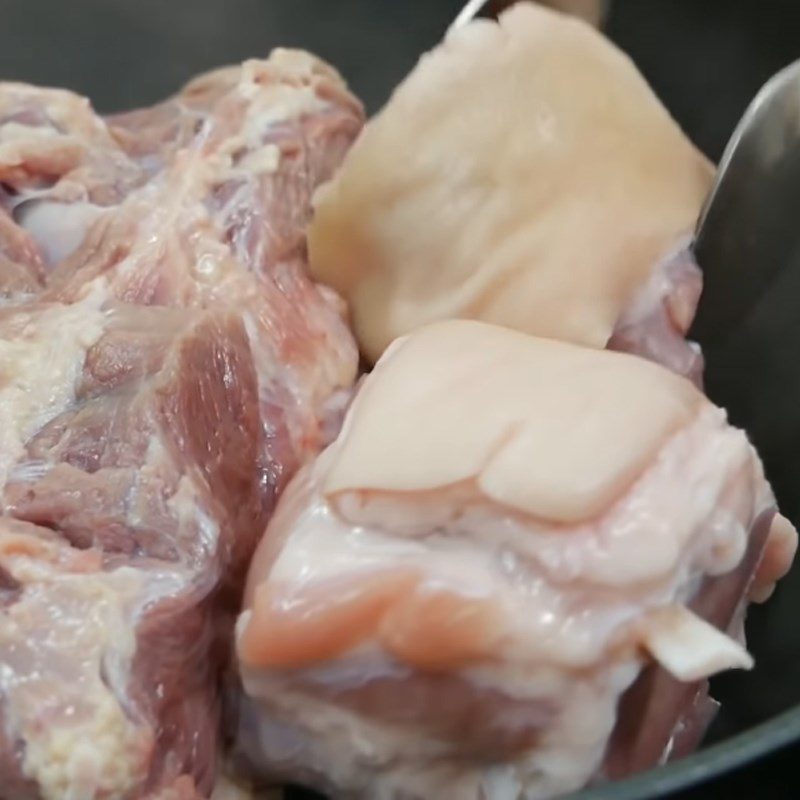 Step 1 Prepare and sear the meat for Beef Noodle Soup using a pressure cooker