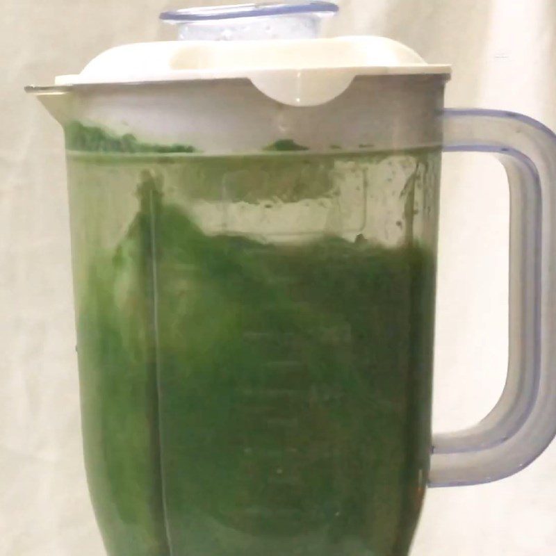 Step 2 Prepare and filter pandan leaf water Coconut water chia seed pandan leaf