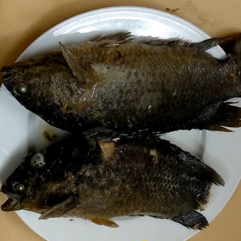 Step 1 Prepare and boil the snakehead fish Quỳnh Côi Fish Soup - Thai Binh Snakehead Fish Soup