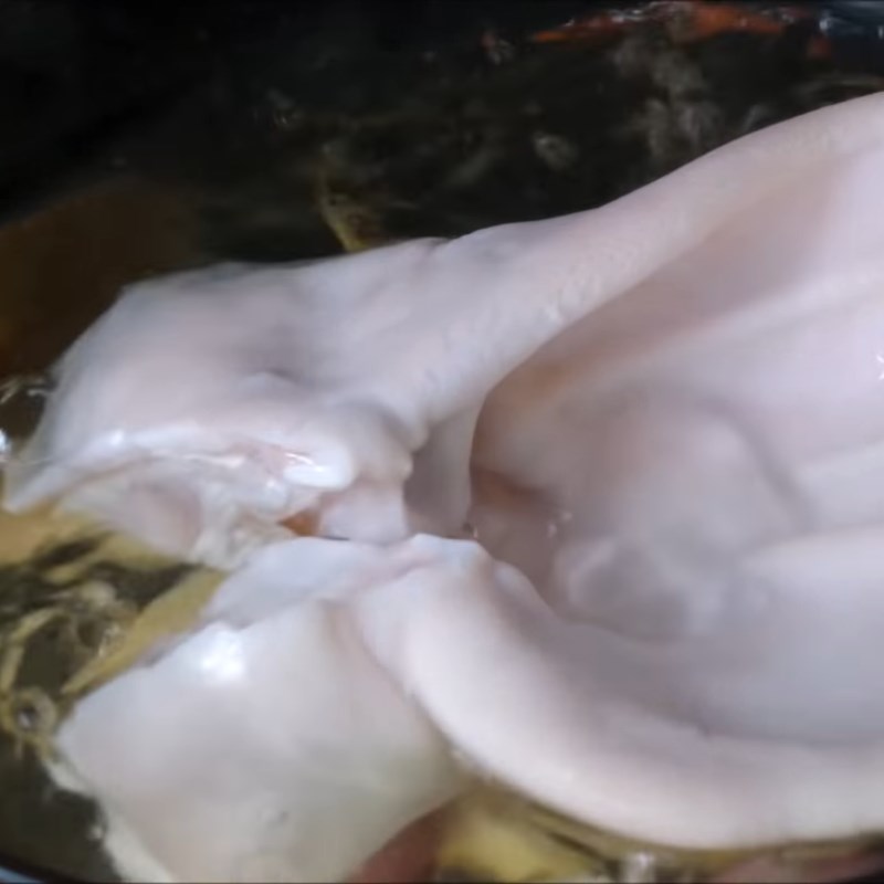 Step 2 Prepare and boil pig ears for Thai-style pig ears