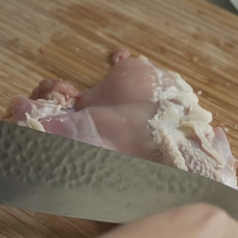 Step 3 Prepare and marinate the chicken for crispy fried chicken sandwich