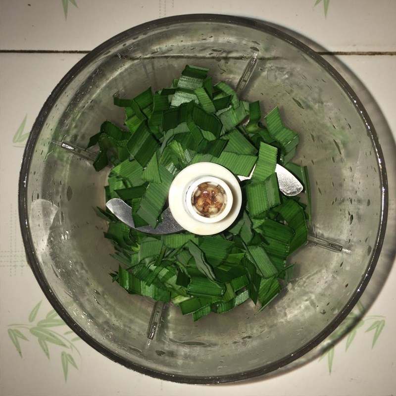 Step 1 Prepare and Blend Pandan Leaves for Pandan Jelly