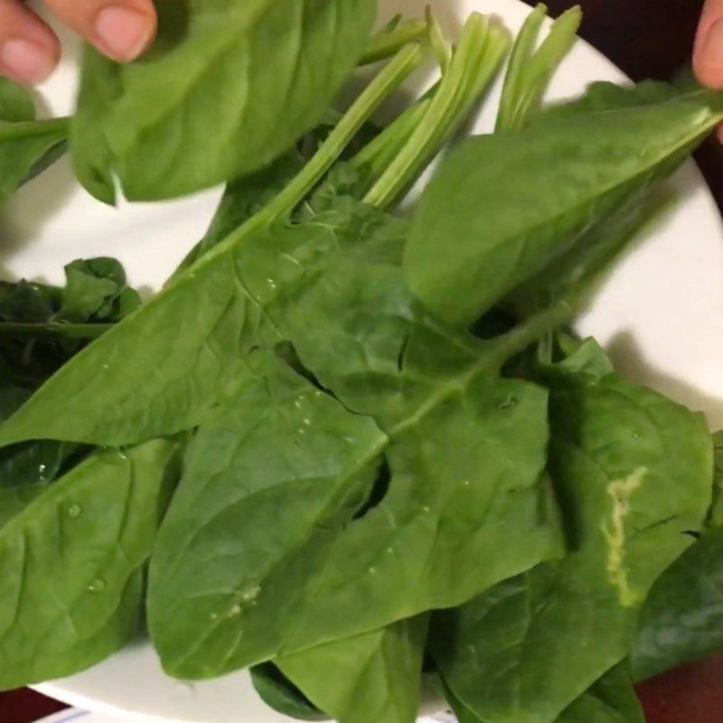 Step 2 Prepare and blend the vegetables Salmon porridge with spinach