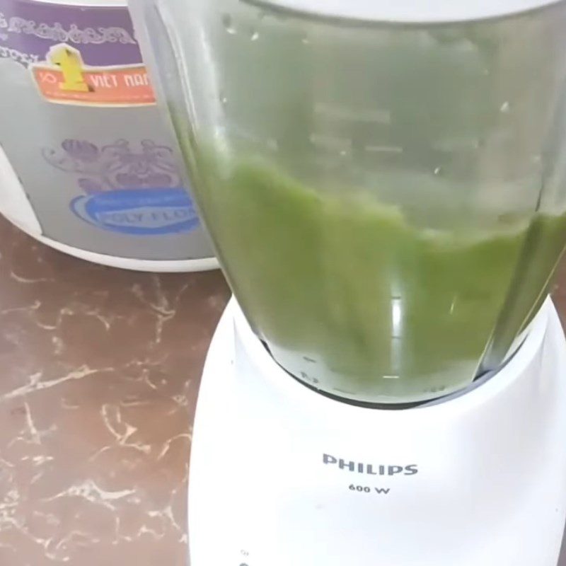 Step 1 Prepare and blend malabar spinach Malabar spinach juice