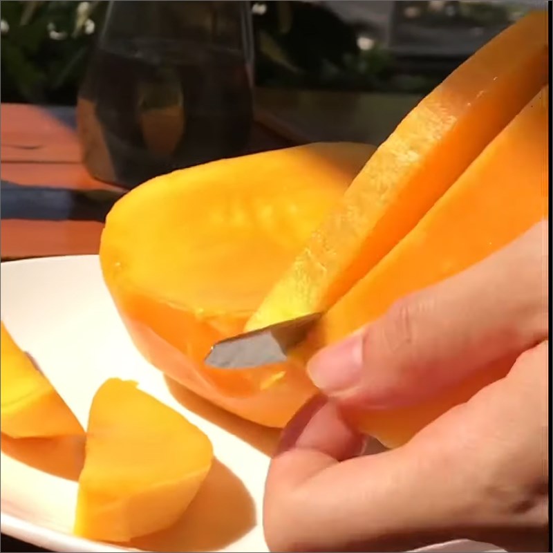 Step 1 Prepare the mango Soda mango