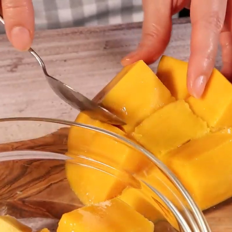 Step 2 Prepare and puree the mango Bingsu mango