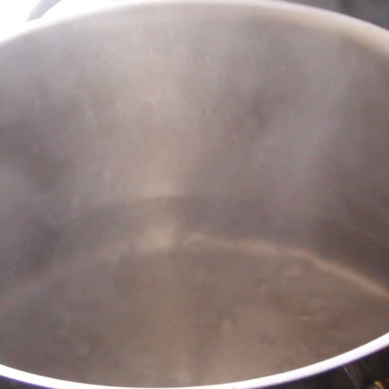 Step 1 Prepare pork bones for Nghệ An pork bone noodle soup