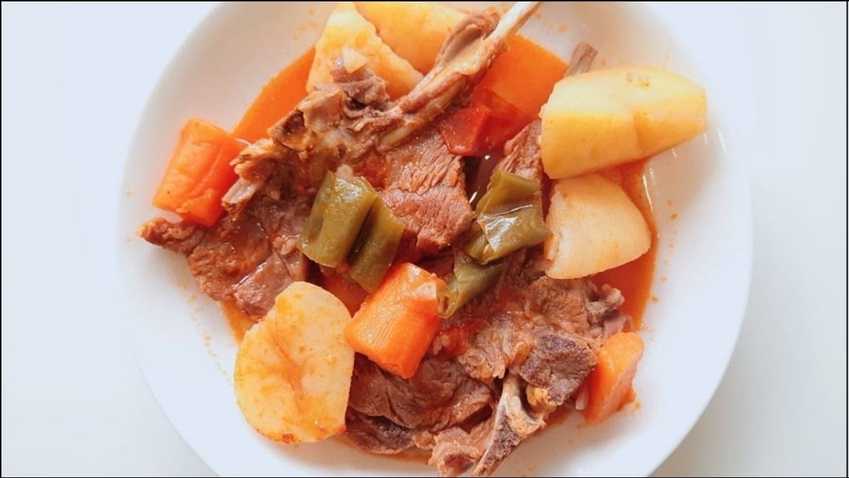 2 simple and delicious ways to cook lamb stew using a pressure cooker 11 Lamb Ribs Stewed with Vegetables