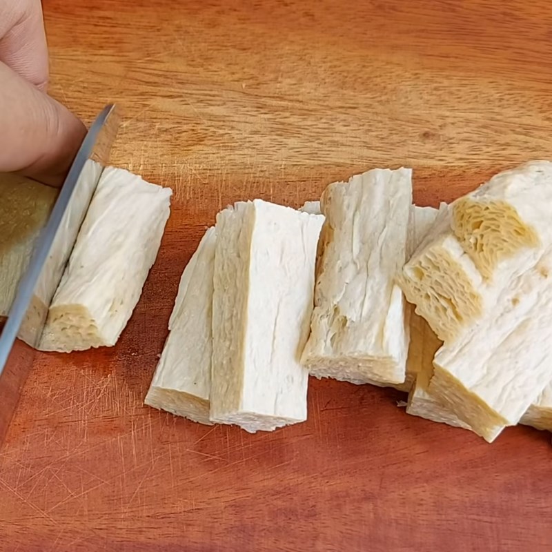 Step 1 Prepare the ingredients for Grilled mock ribs with pandan leaves