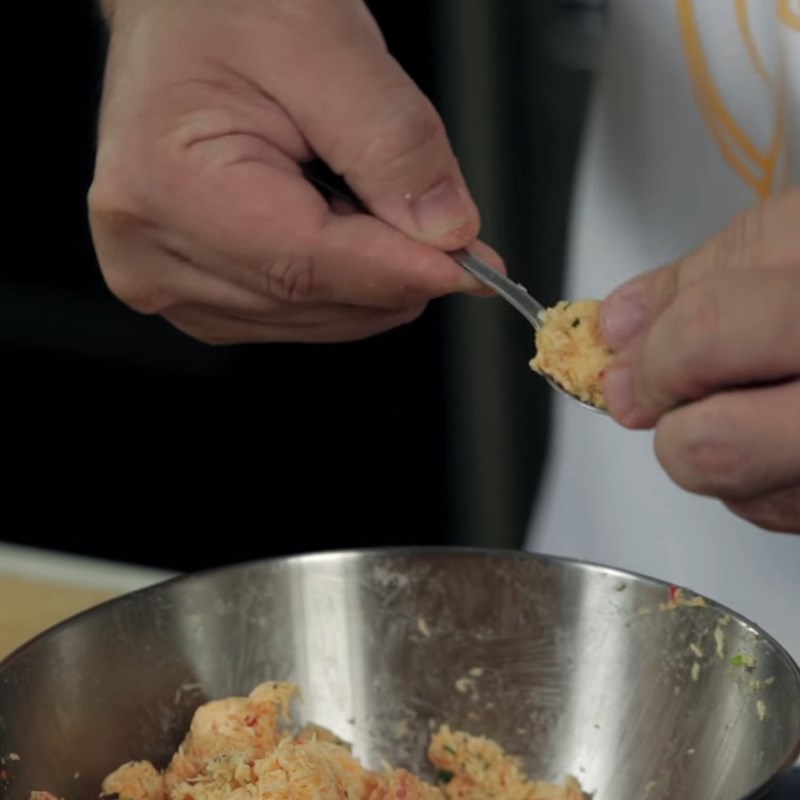 Step 3 Shape the spicy cassava cake Spicy cassava meat cake