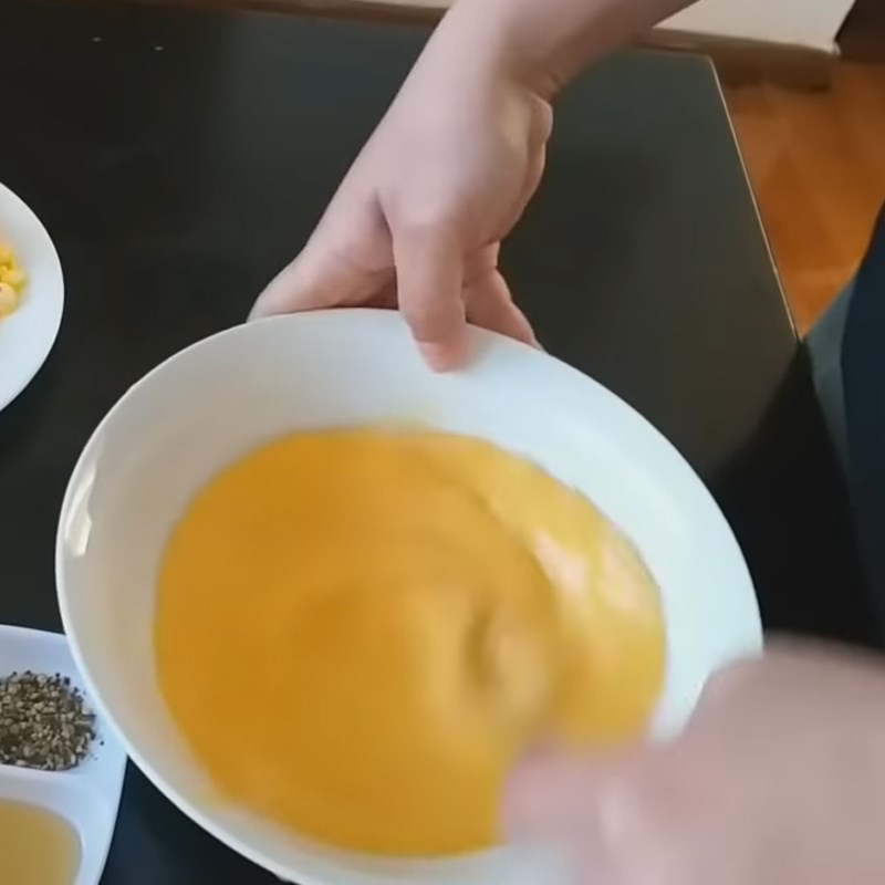 Step 2 Separate and beat the eggs Corn fried eggs