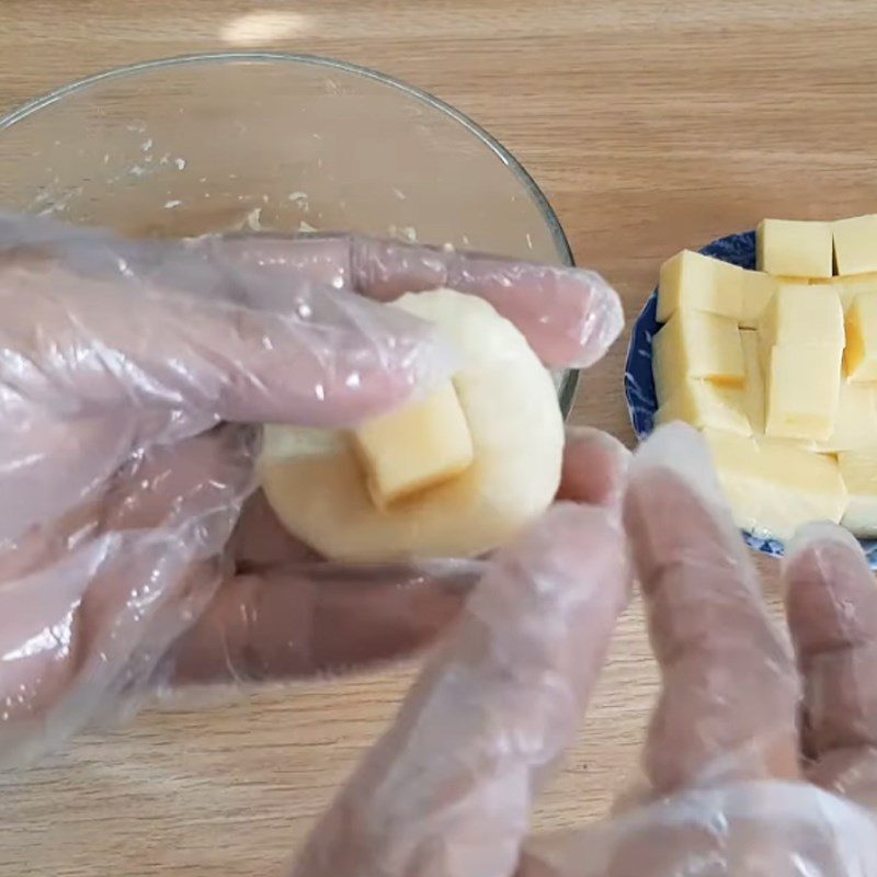 Step 4 Shaping the potato cheese balls Potato cheese balls