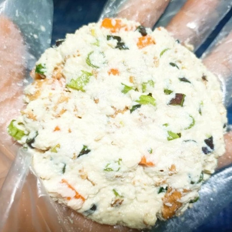 Step 3 Shaping the cake Vegetarian tofu cake with vegetables