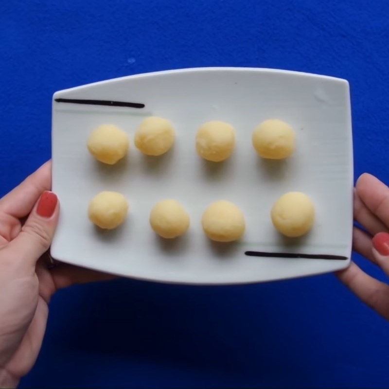 Step 4 Shape the egg yolk Boiled egg jelly