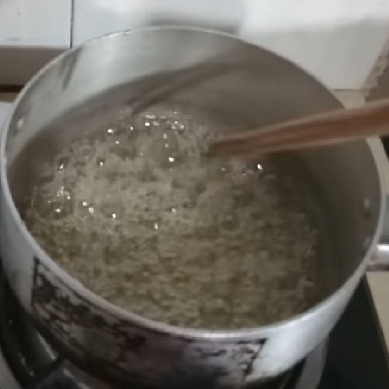 Step 1 Make the syrup for Coconut-filled Banh It