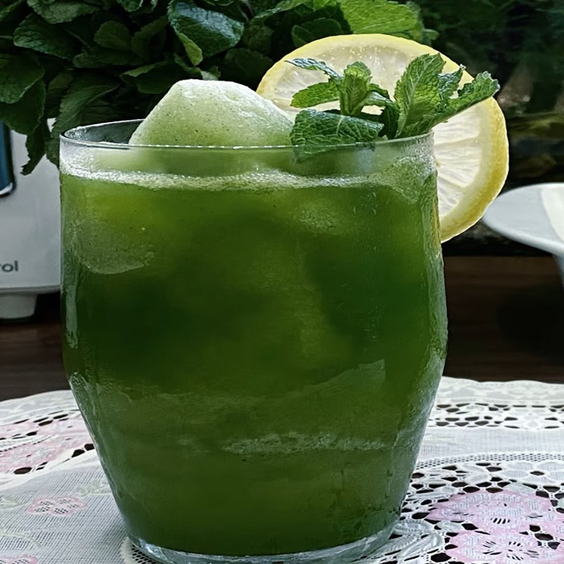 Step 4 Final Product Mint Lemonade Smoothie