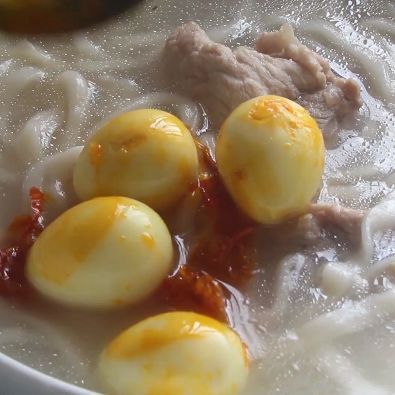 Step 8 Final product Nghe An pork bone noodle soup