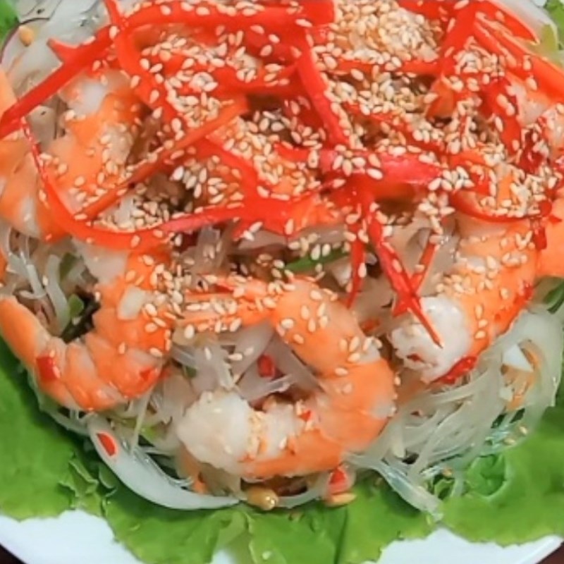 Step 5 Final product Shrimp celery salad with sour and spicy sauce