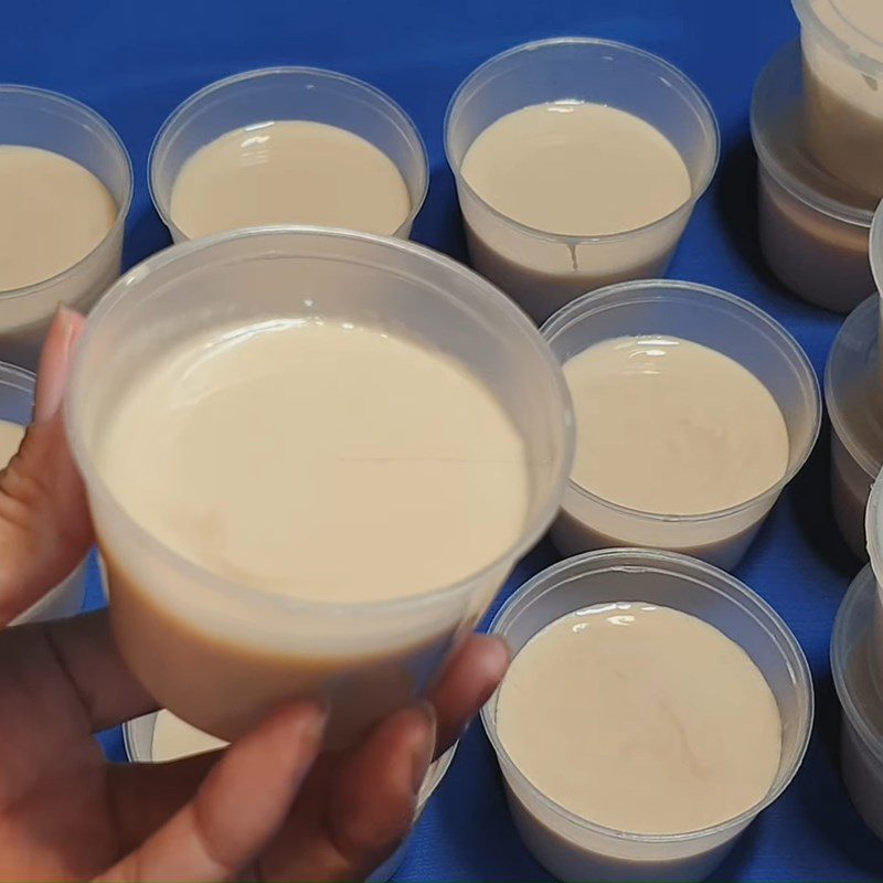 Step 4 Finished product Chocolate yogurt