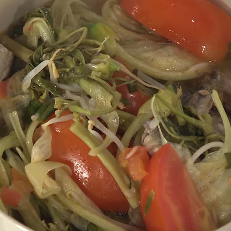 Step 6 Final product Sour soup with mudfish and water lily