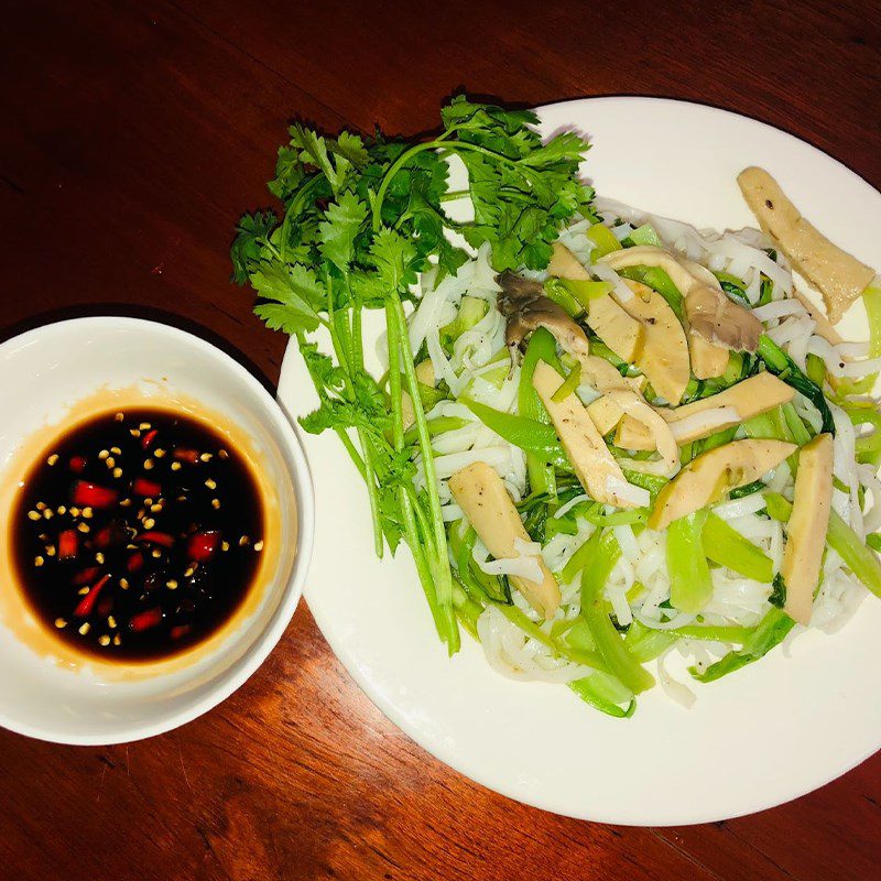 Step 3 Finished Dish Vegetarian Stir-fried Noodles with fresh noodles