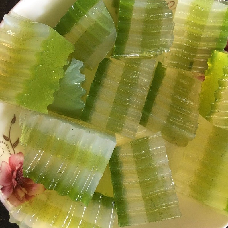 Step 4 Final Product of pandan jelly with coconut water