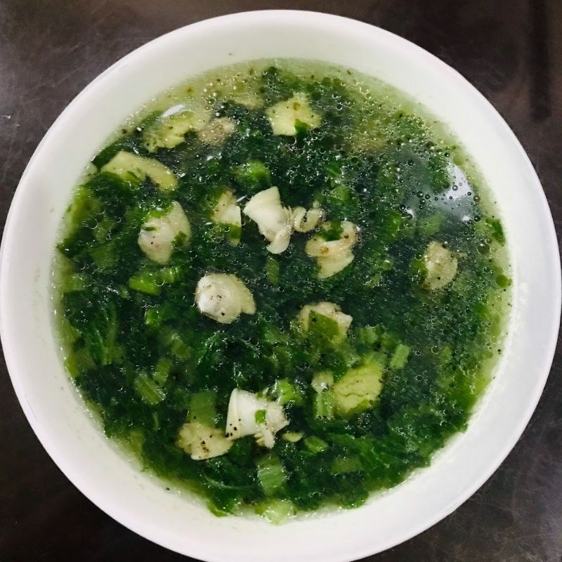 Step 5 Final Product Green Mustard Soup with Clams