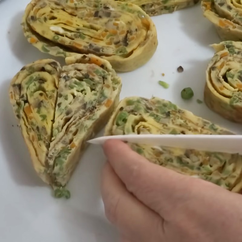 Step 5 Finished Colorful Fried Egg Roll