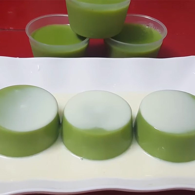 Step 6 Final Product Pandan Leaf Jelly with Soy Milk