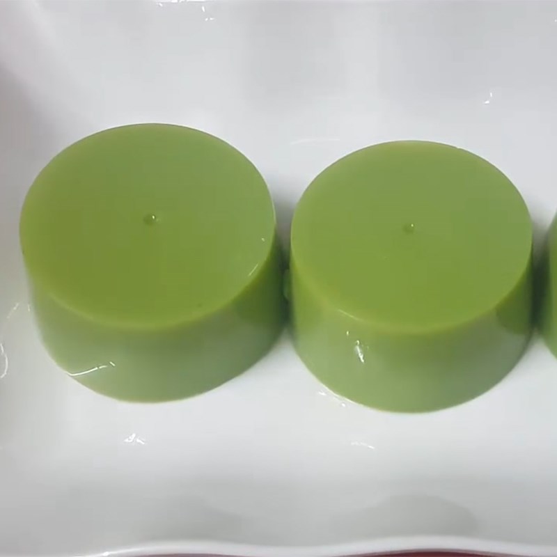 Step 6 Final Product Pandan Leaf Jelly with Soy Milk