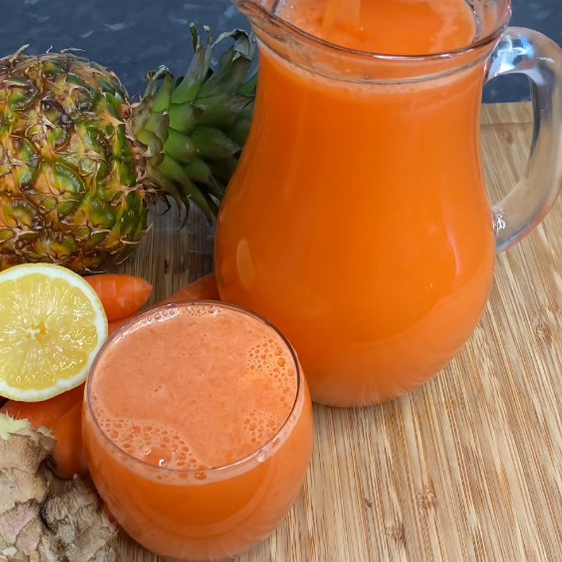 Step 3 Finished Product Pineapple Carrot Juice