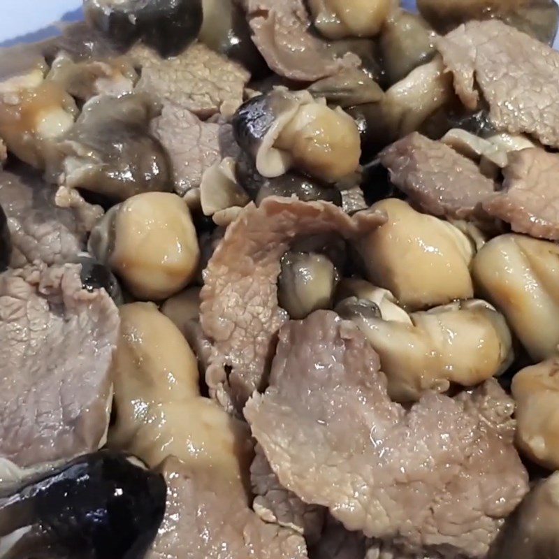 Step 5 Final Product Stir-fried Straw Mushrooms with Beef