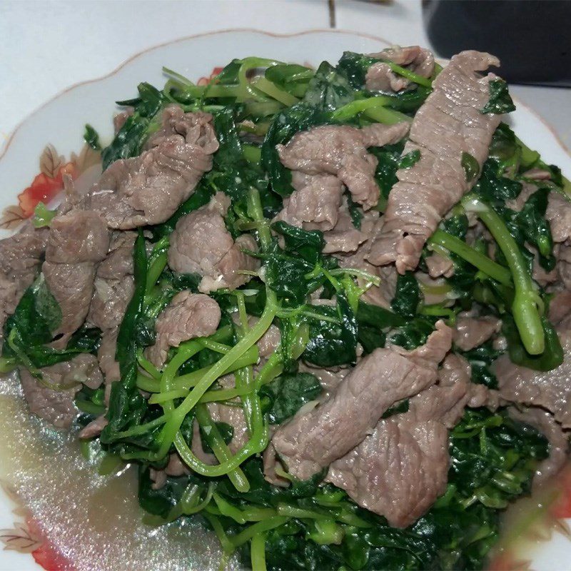 Step 5 Finished Product Stir-fried Water Mimosa with Beef