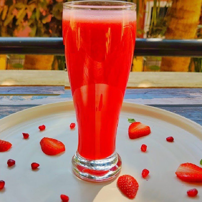 Step 4 Finished Product Strawberry Pomegranate Juice