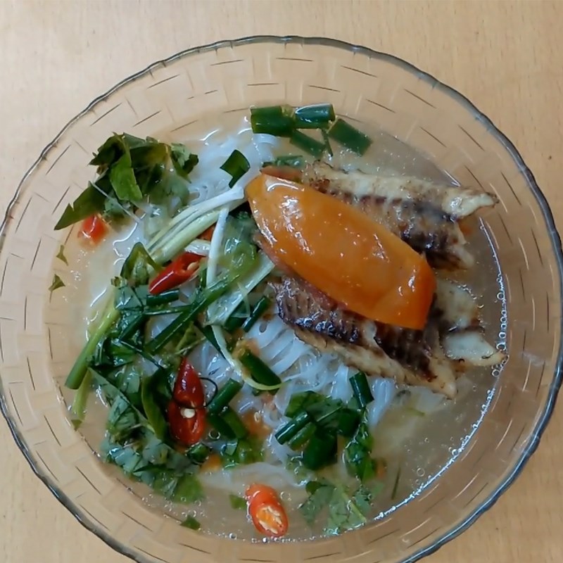 Step 5 Final Product of Quỳnh Côi Fish Soup - Thai Binh Snakehead Fish Soup