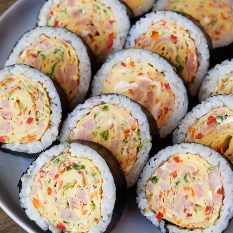 Step 6 Final Product Fried egg mixed kimbap