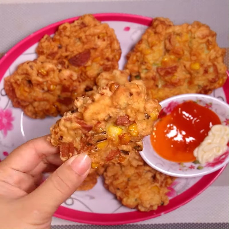 Step 6 Finished product Fried corn (maize) eggs and sausages