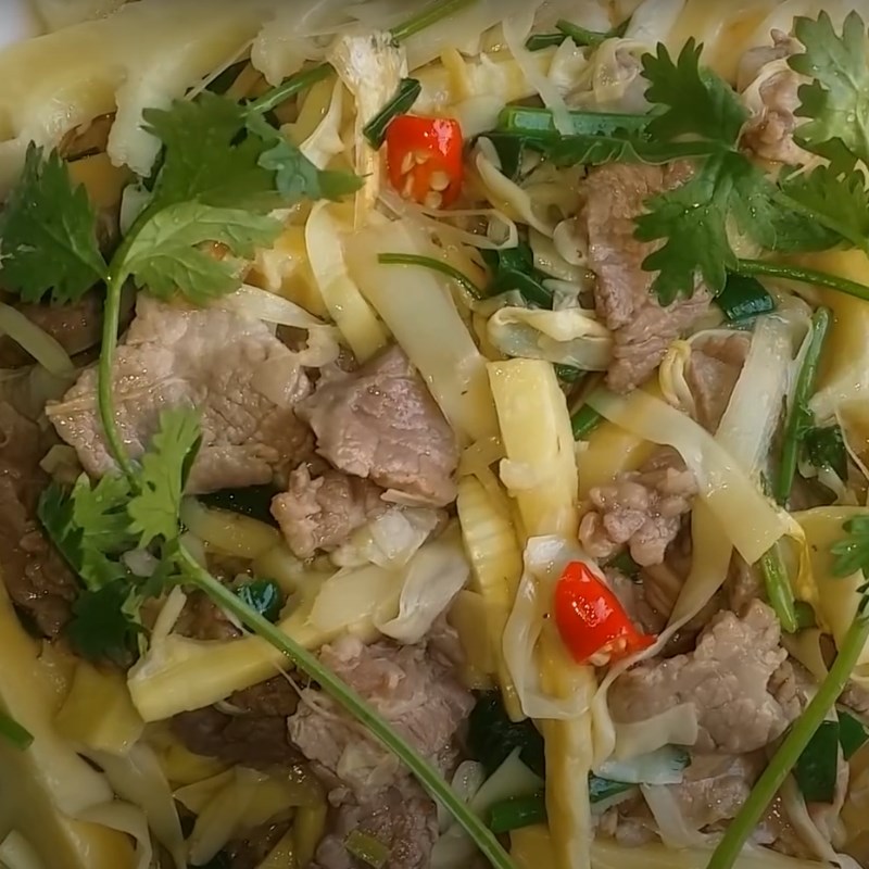 Step 4 Final Product Stir-fried Beef with Sour Bamboo Shoots