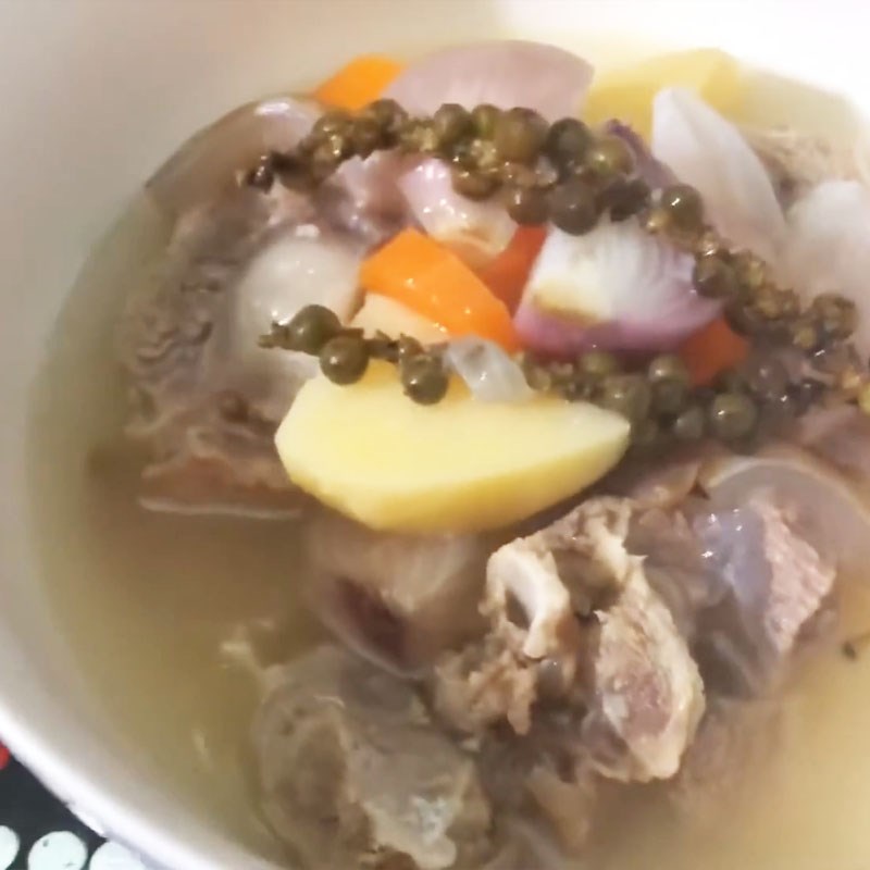 Step 5 Finished product Braised oxtail with green pepper
