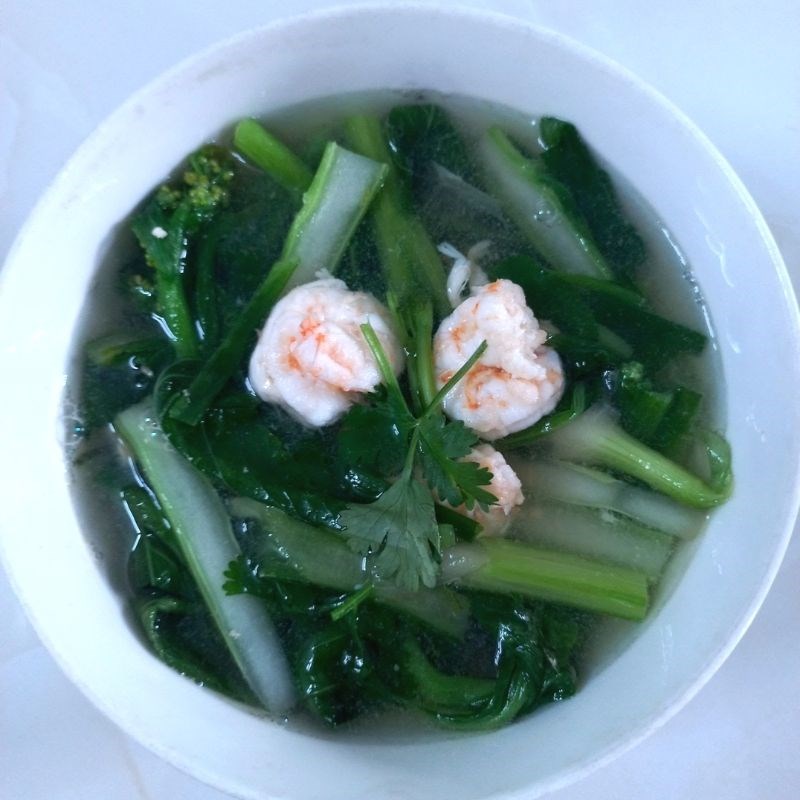 Step 3 Final product Fresh shrimp mustard greens soup