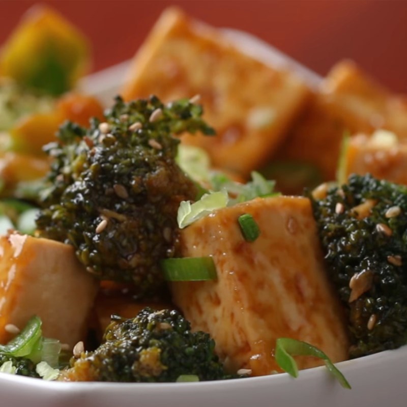 Step 5 Final product Stir-fried broccoli with tofu