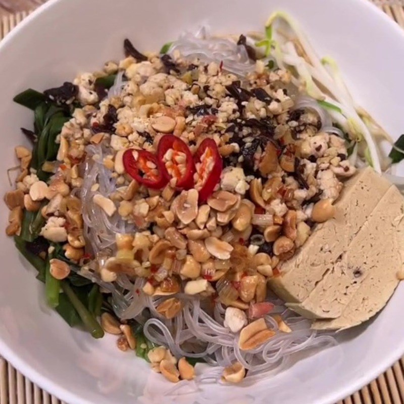 Step 6 Final Product Vegetarian Vermicelli (Recipe shared from TikTok Vegetarian Kitchen XANH)