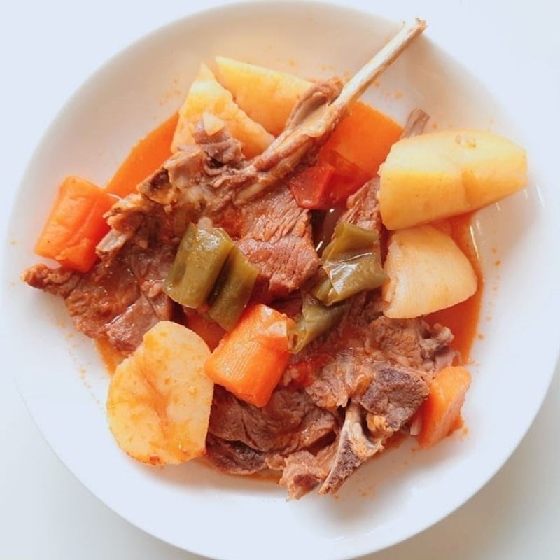 Step 4 Finished product Lamb ribs stewed with vegetables