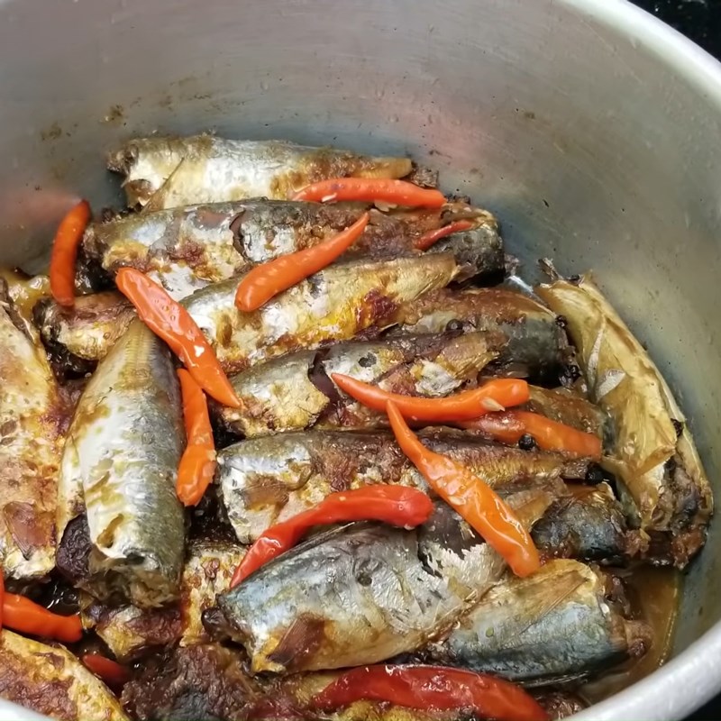 Step 5 Final Product Mackerel Stewed with Pork Belly and Galangal